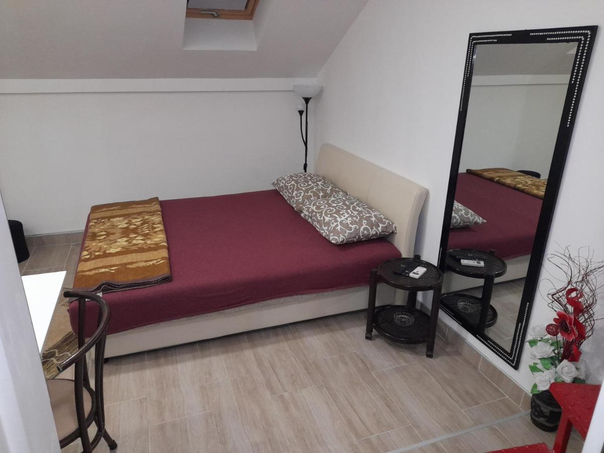Aleksandrija 1 Ni Екстериор снимка